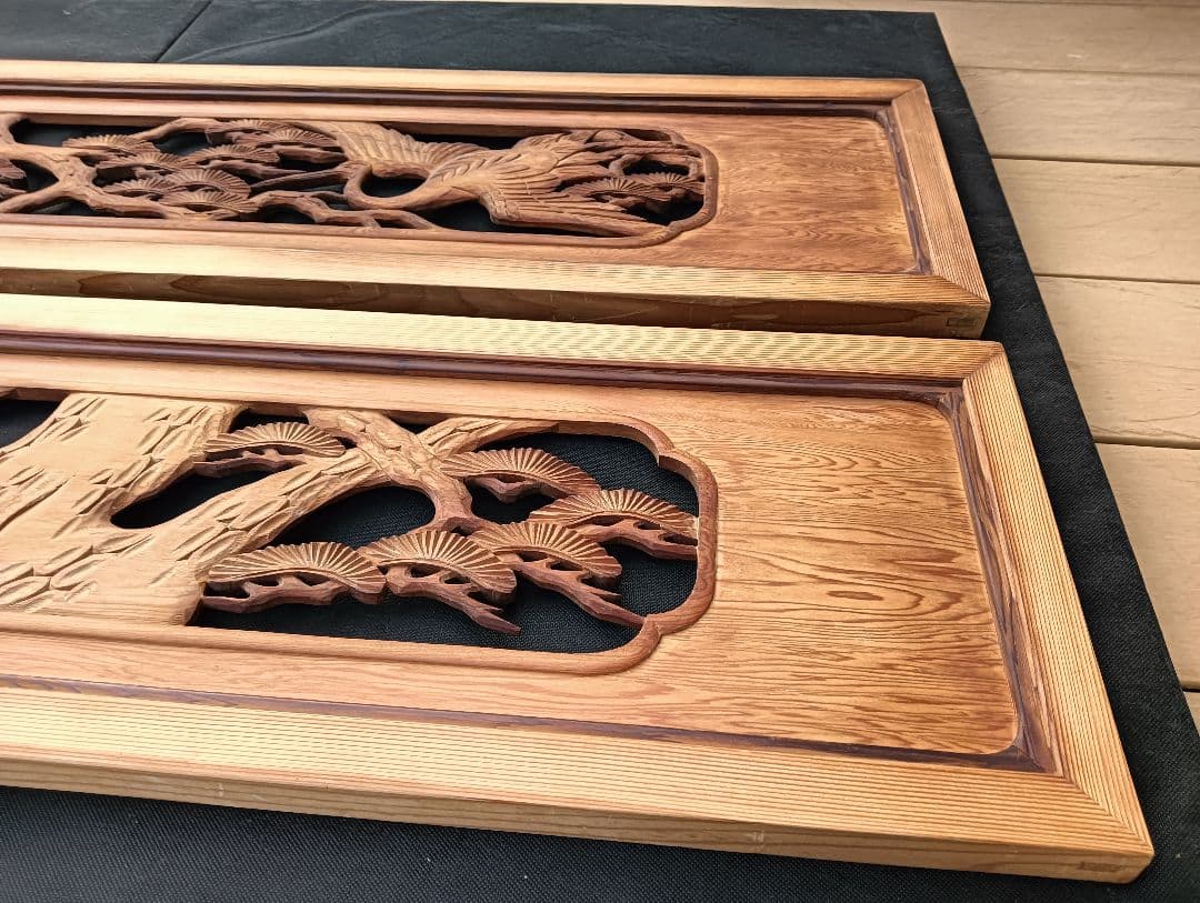 【欄間】☆天然杉☆両面 彫り和室 昭和 木工彫刻 木工細工【鶴と松】