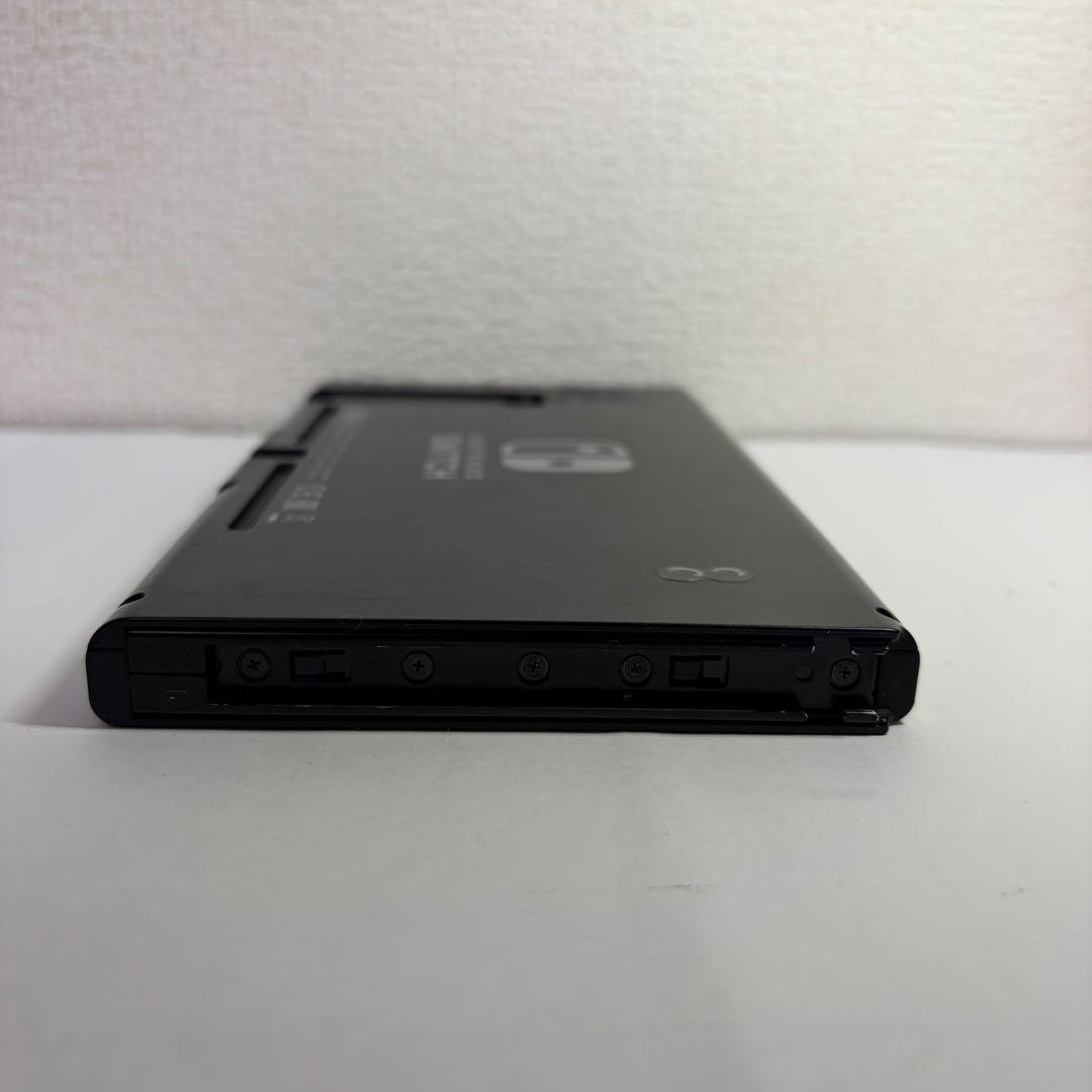 【完動品】Nintendo Switch 本体のみ2017 スタンド無し