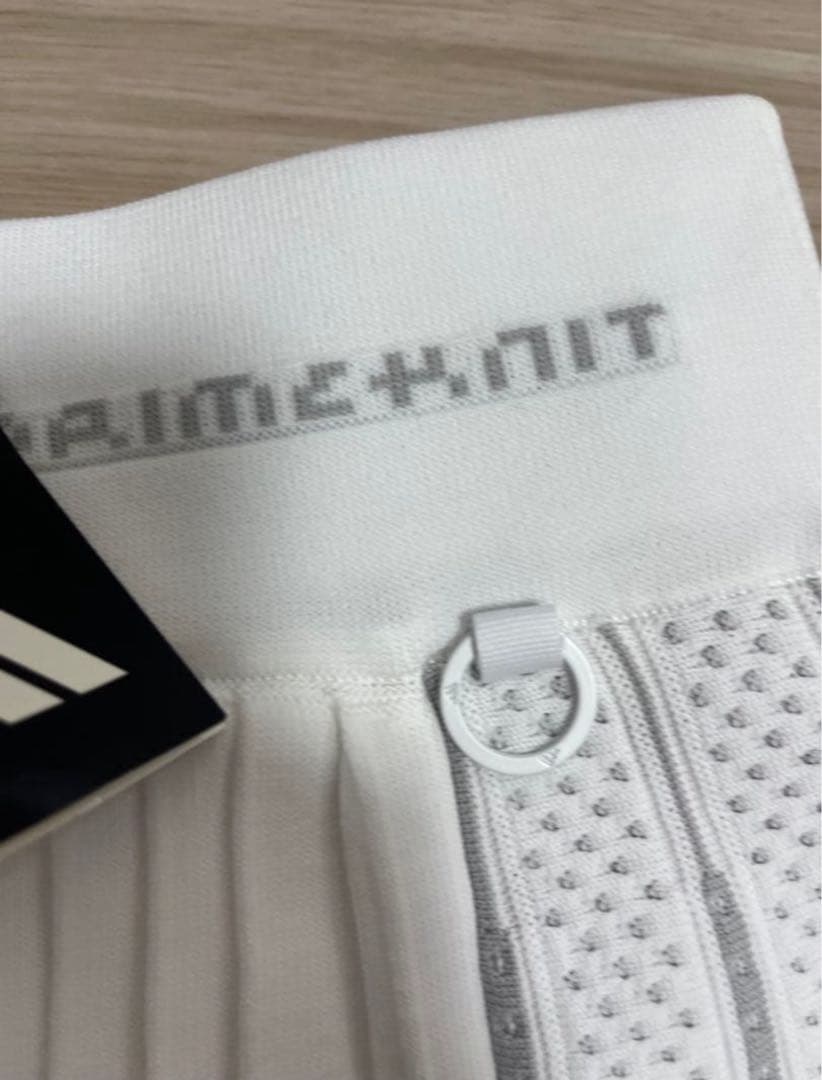 新品　アディダス　adidas ゴルフ長袖セーター　スカート　　セットアップ L