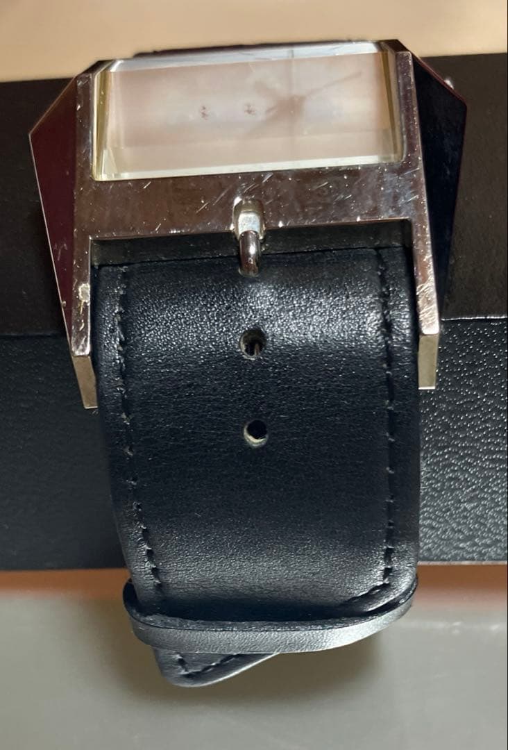 追記⭐️値下⭐️ジャンポールゴルチエ　レザーベルト　デザイン物腕時計　電池切れ