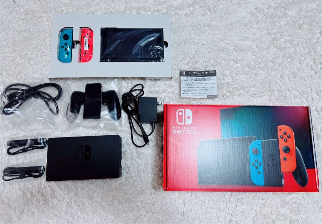 Nintendo Switch 本体　ネオンブルー　ネオンレッド