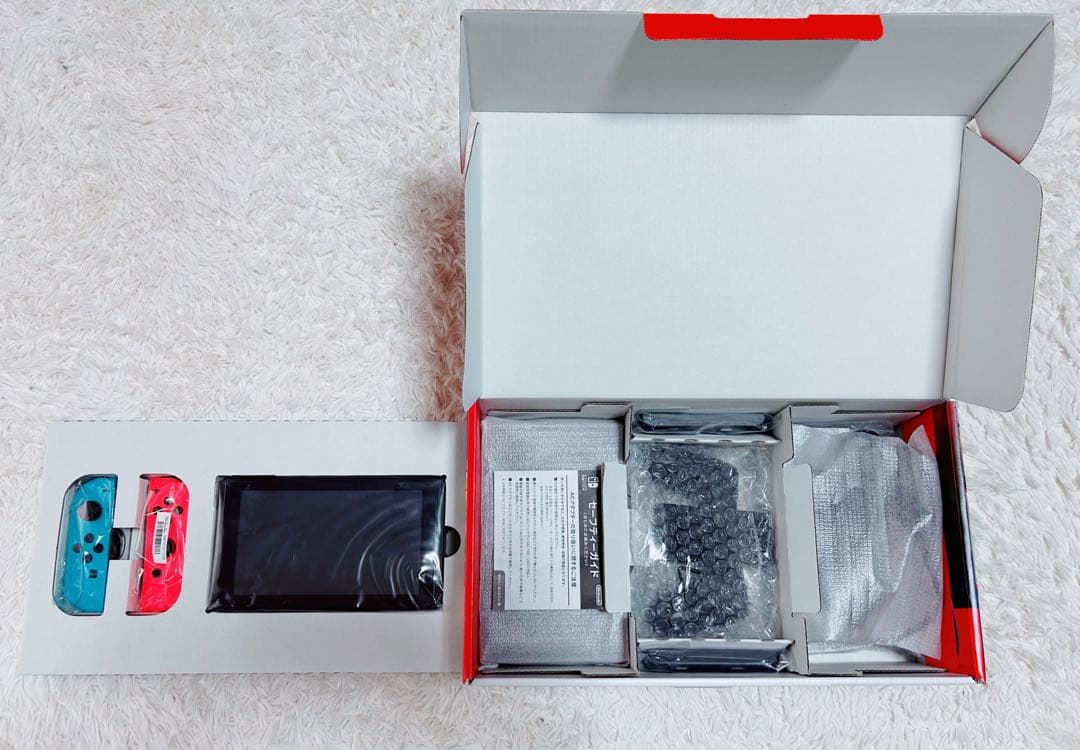 Nintendo Switch 本体　ネオンブルー　ネオンレッド