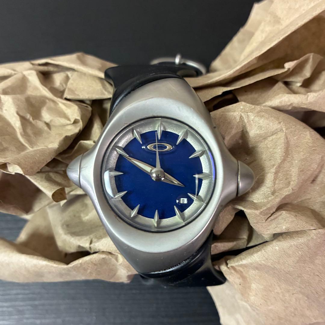 Oakley クラッシュ　ラバーベルト 時計 青