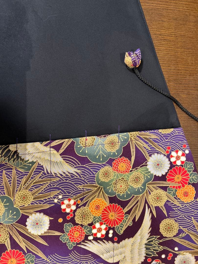 ✴︎ 専用品です　✴︎8本入れ巻き篠笛袋2点（紫鶴）（黒扇）