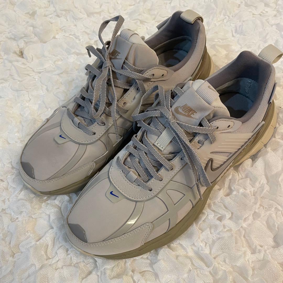✨美品✨24.5ナイキ ウィメンズ V2Kラン ゴアテックス　ライトボーン　防水
