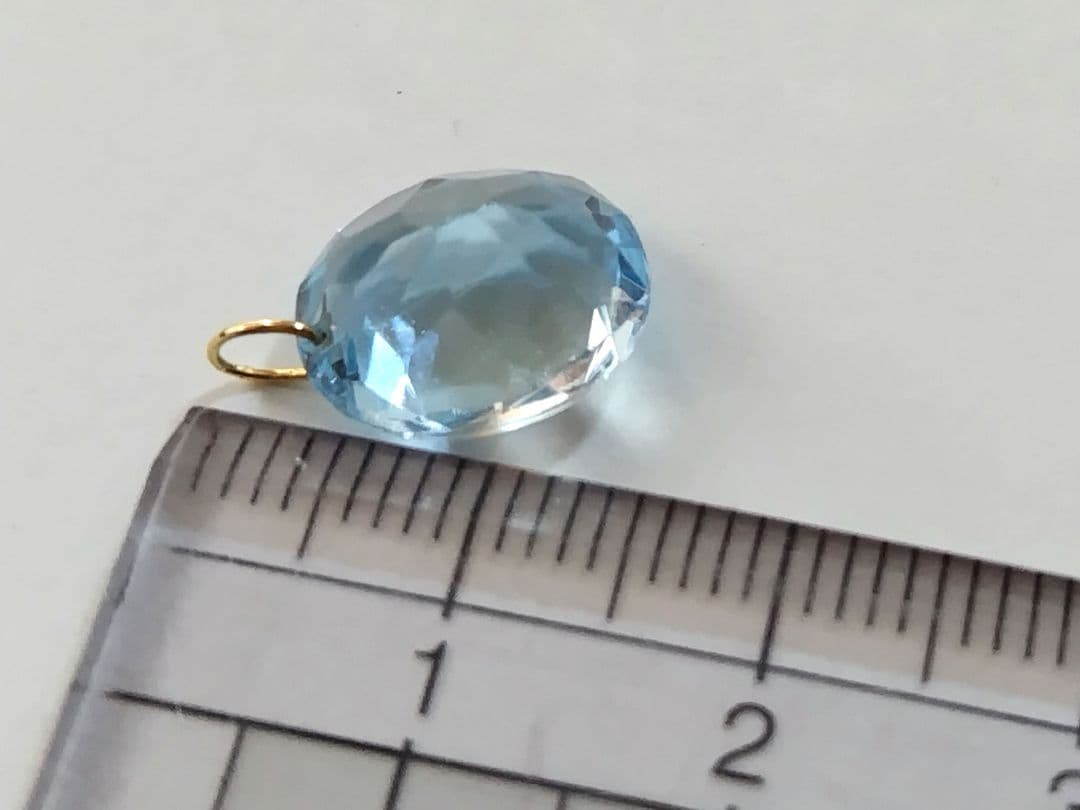 ARTIDA OUD eden K10YG オーバルスイスブルートパーズチャーム