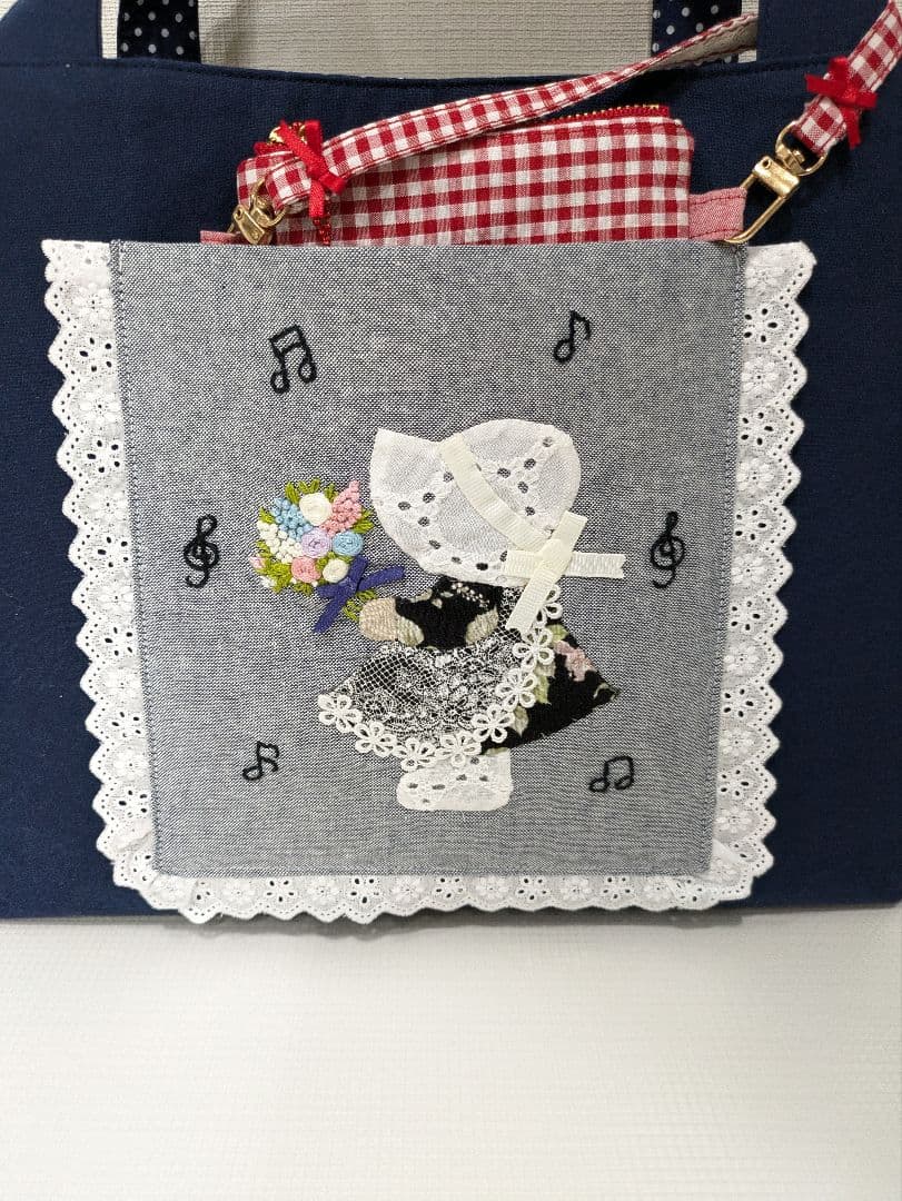 スーちゃんと鞄＆スーちゃんマルチポーチ