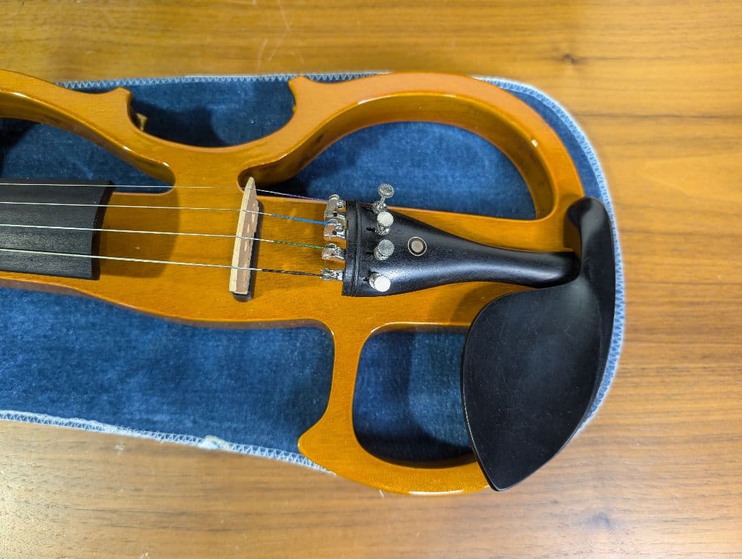 （S.R）　cecilio セシリオ　エレキバイオリン