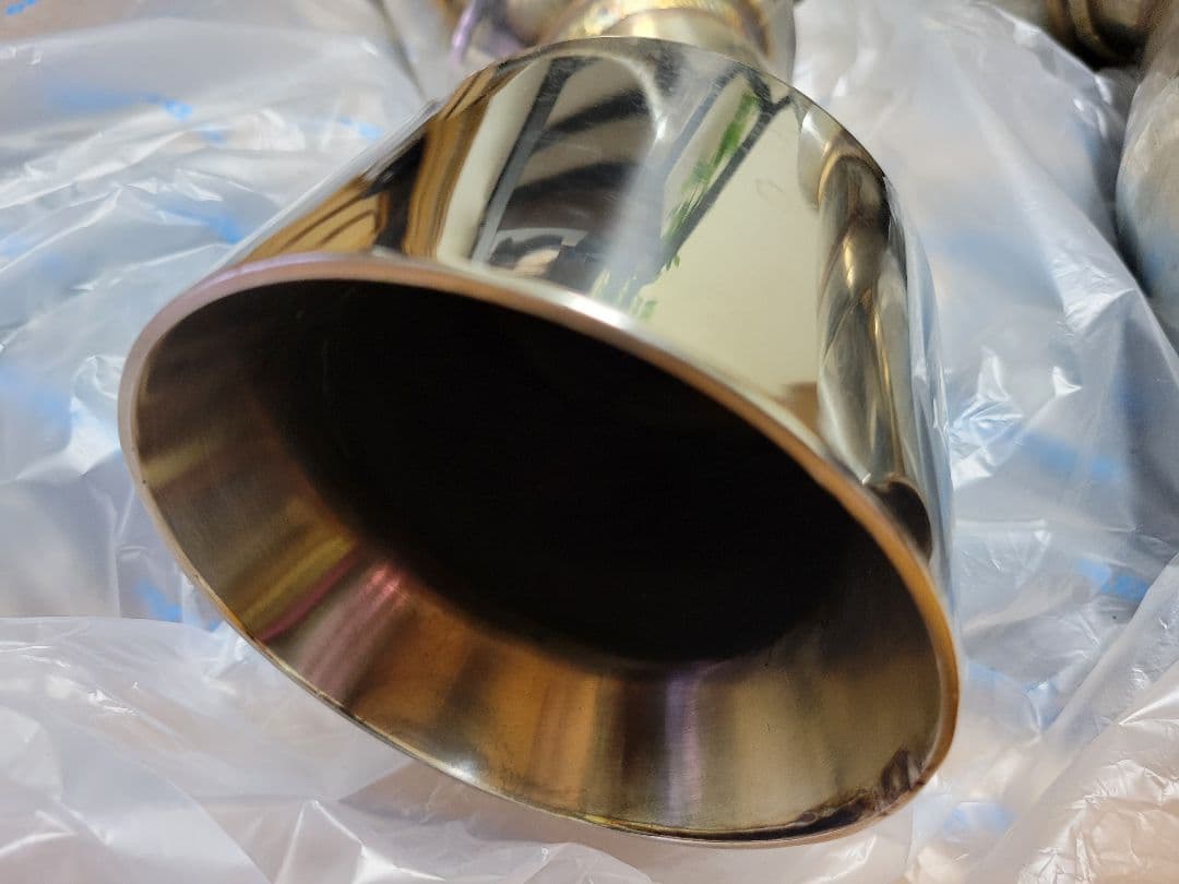 BELLUGA RACING　ベルガレーシングマフラー