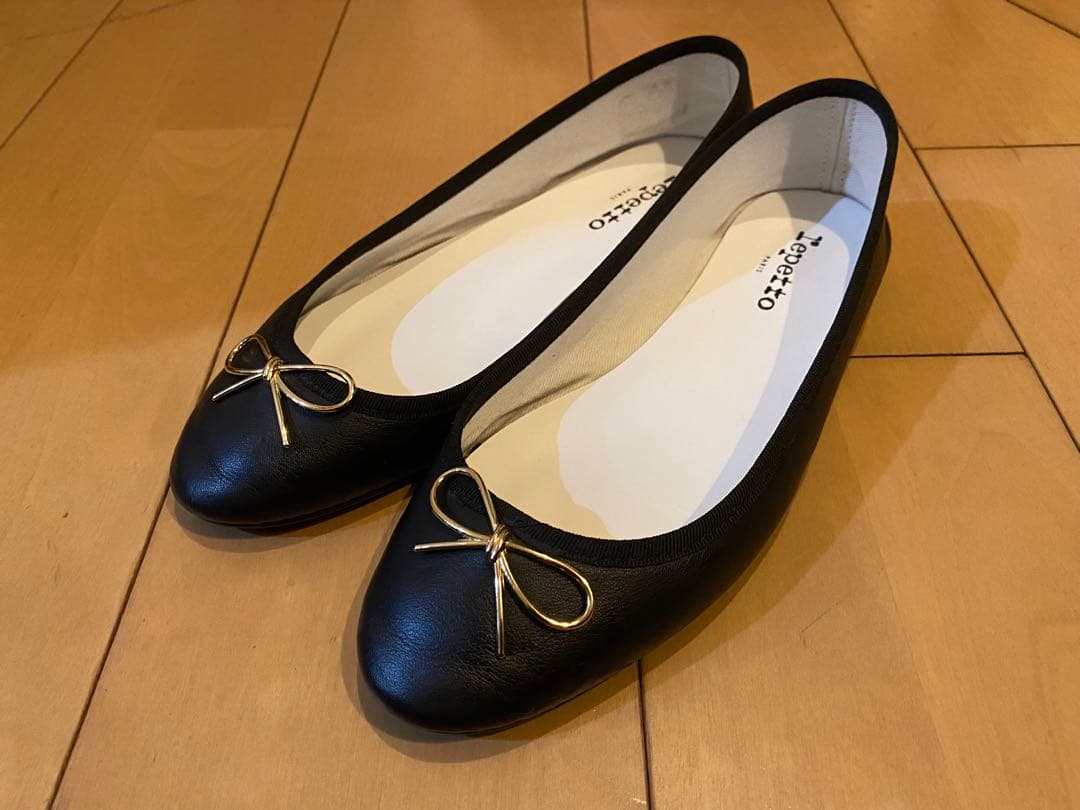 【美品】repetto レザー バレエシューズ　　リボン