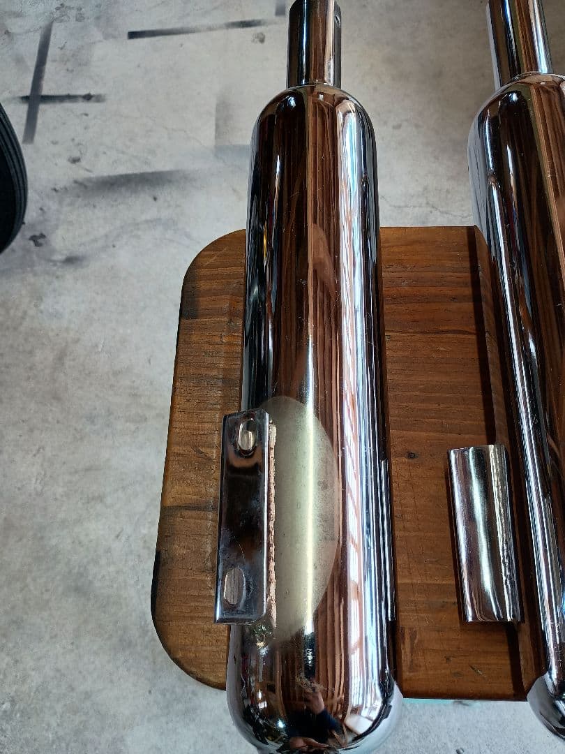 カワサキ　W650 POSH マフラー　サイレンサー