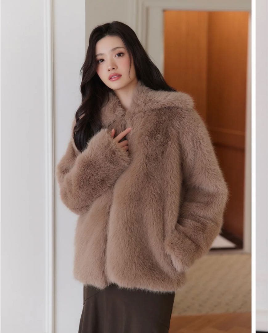 poláura ポローラ　モカ色ファーコート