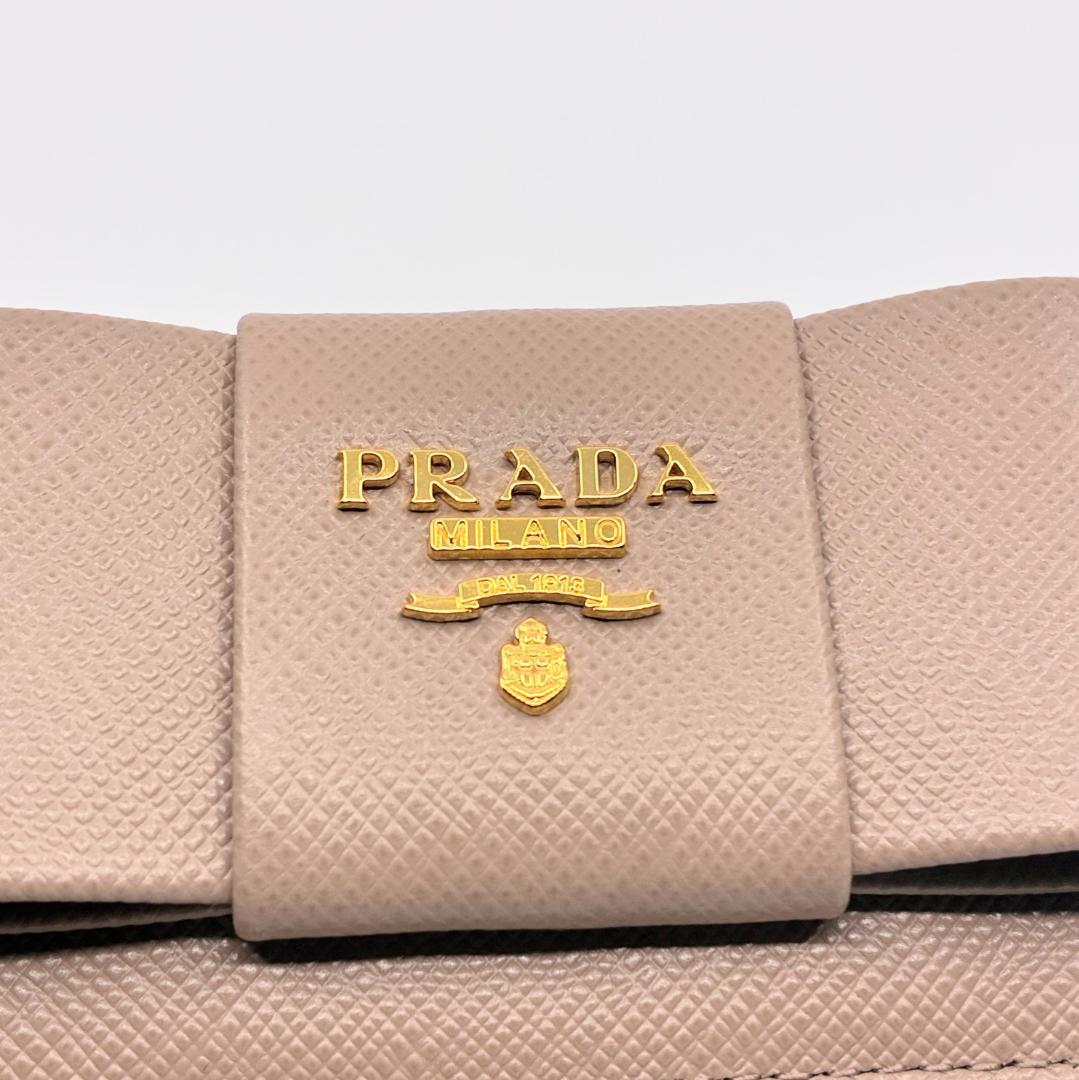 PRADA プラダ サフィアーノ 6連キーケース ピンクベージュ A1343A5