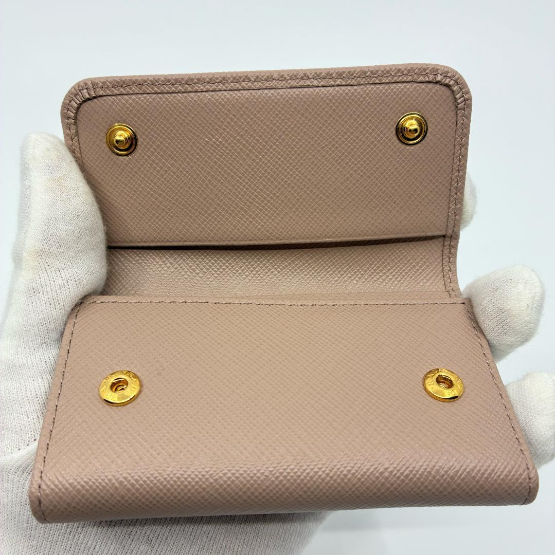 PRADA プラダ サフィアーノ 6連キーケース ピンクベージュ A1343A5