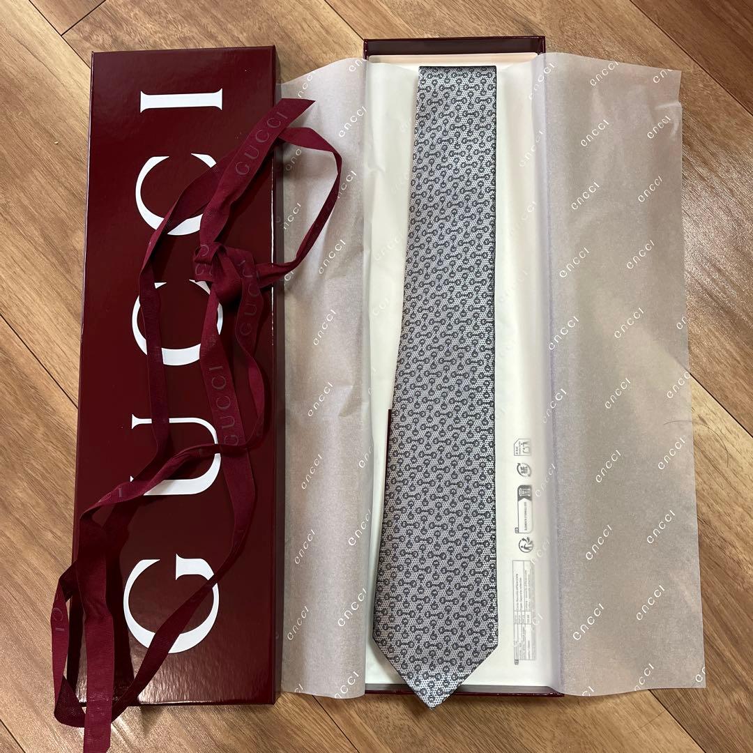 【新品未使用】GUCCI グレー パターン ネクタイ