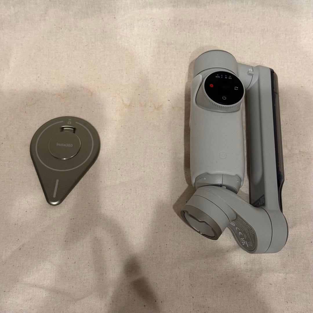 Insta360 Flow Pro ほぼ未使用新品 +純正MagSafeアダプタ