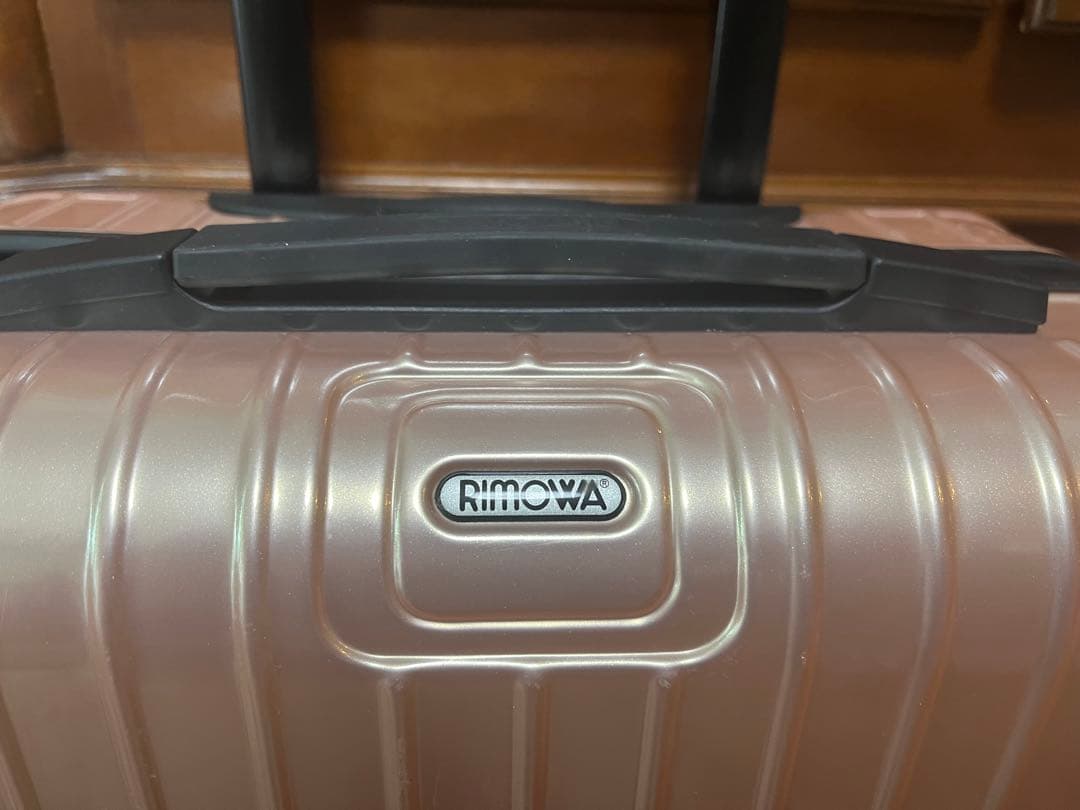 リモア　4輪　TSA キャリーケース