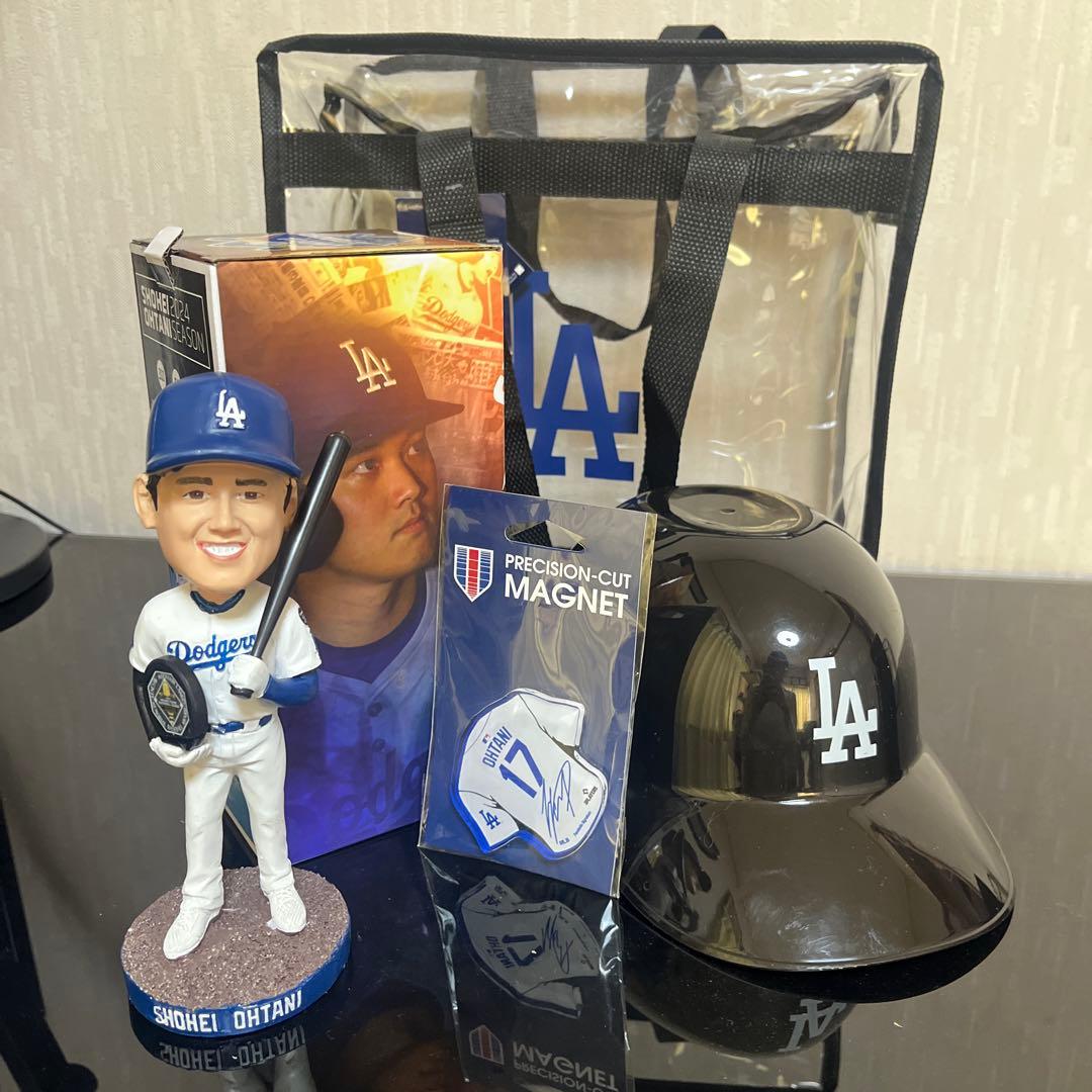 大谷翔平選手　MVPボブルヘッド　4/2球場配布　おまけ付き