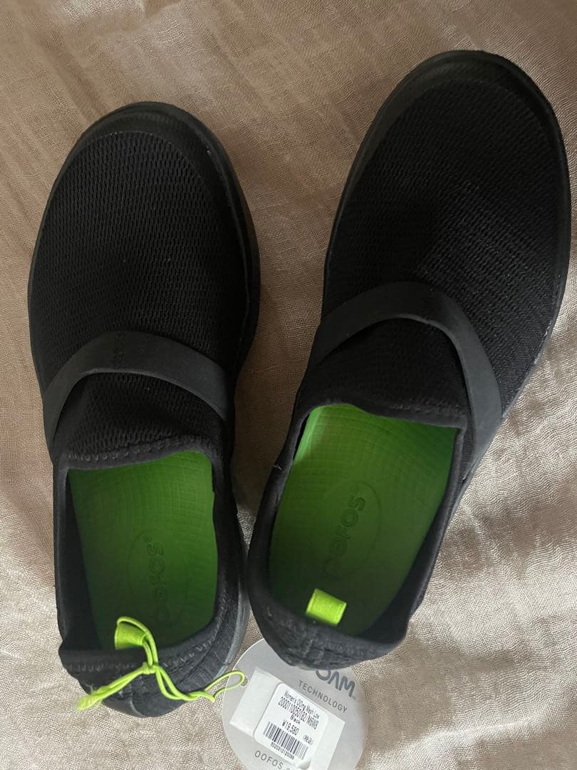 レディースリカバリーシューズ　OOFOUSウーフォス