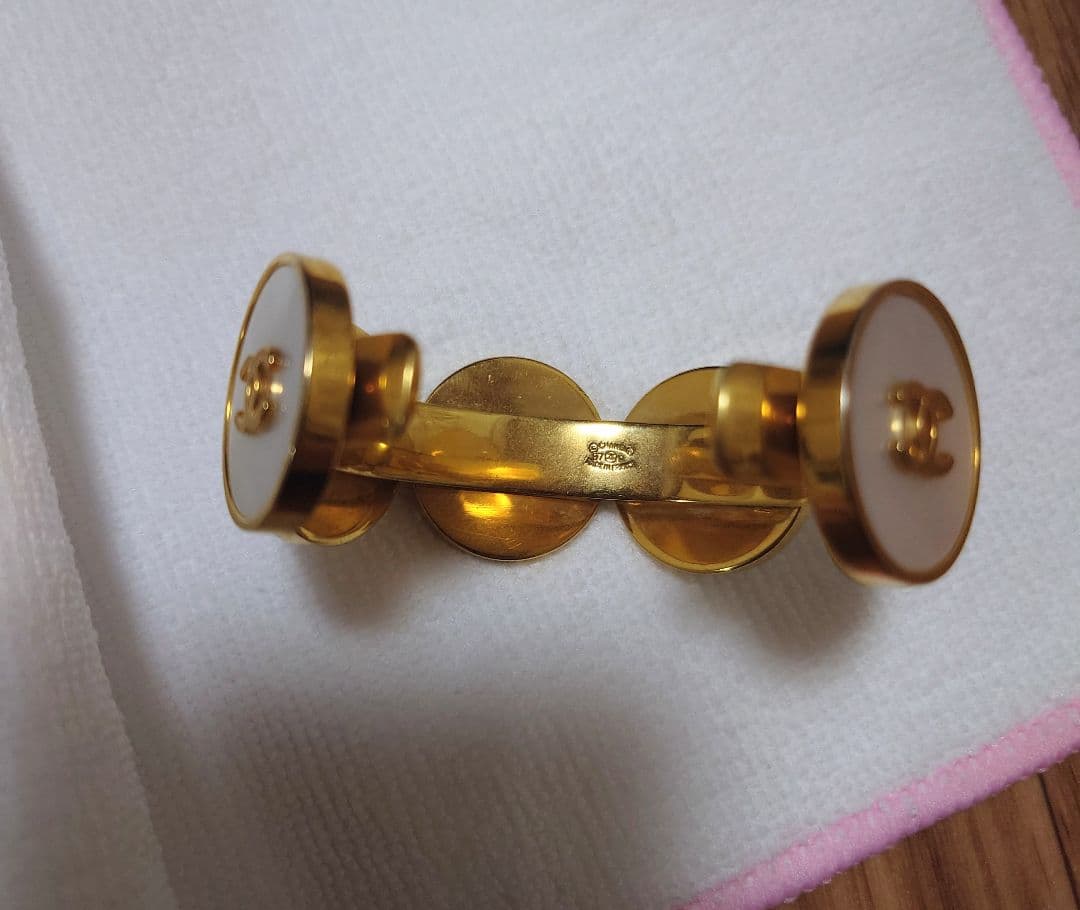 シャネル　ヴィンテージ　ココマークバングル