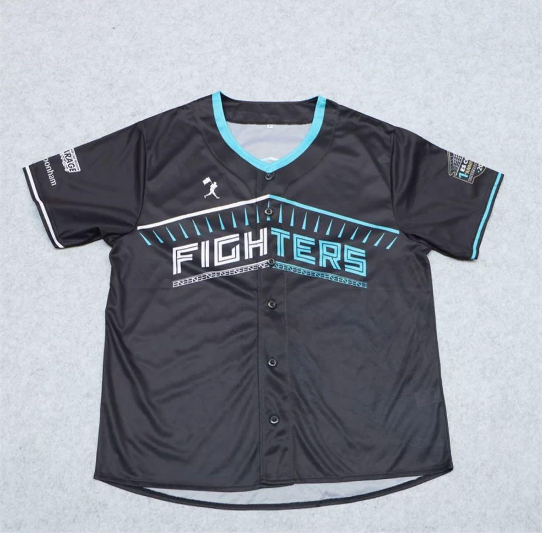 北海道日本ハムファイターズ　エスコンフィールド1周年記念ユニフォーム