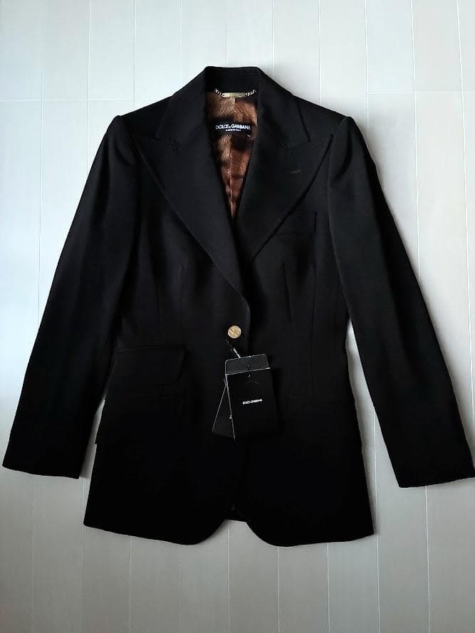 【新品、タグ付き、カバー付き】ドルチェ＆ガッバーナ ジャケット ブラック 38