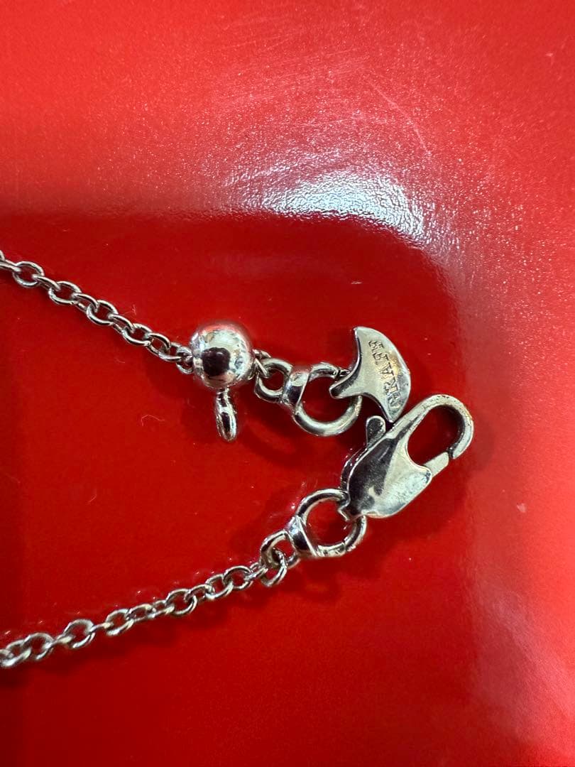 Graff ミニバタフライ ネックレス