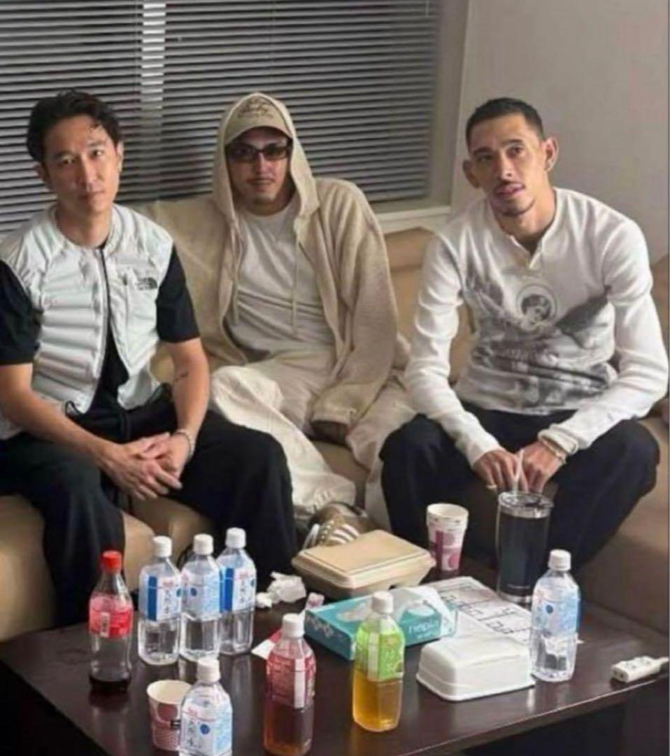 VALLAD Lサイズ 白　サーマル　io kohjiya 着用