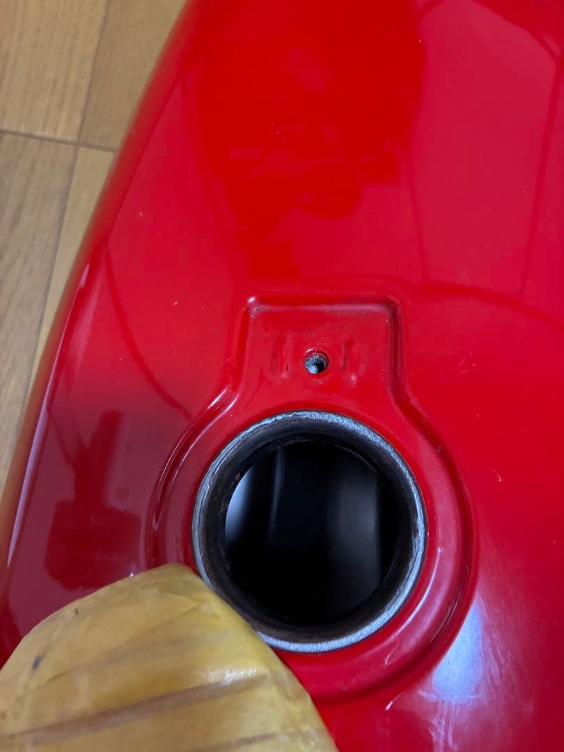 YAMAHA SR400 タンク 赤