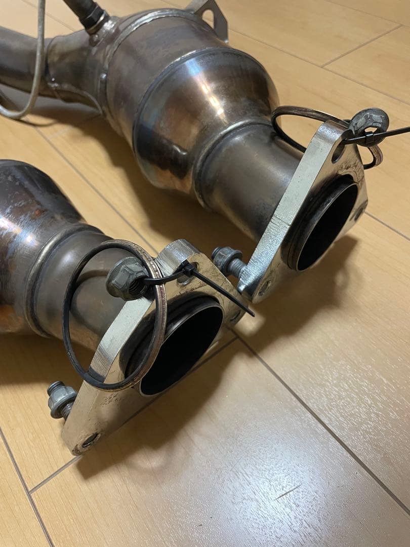 s*t様 日産 V36、Z33、Z34、Y51 HKS高性能ステンレス触媒