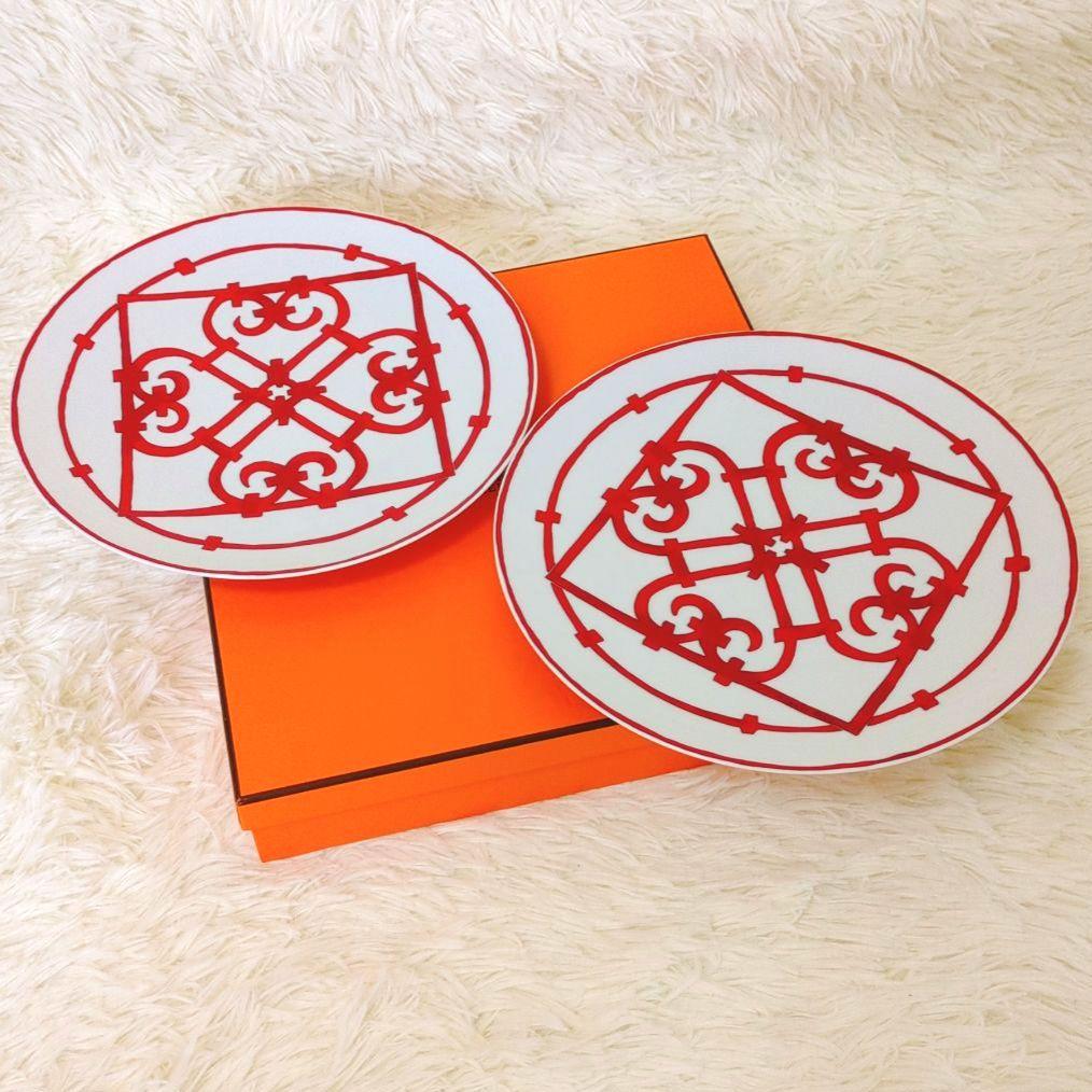【未使用・箱あり】Hermès ガダルギヴィールディナープレート26cm 赤