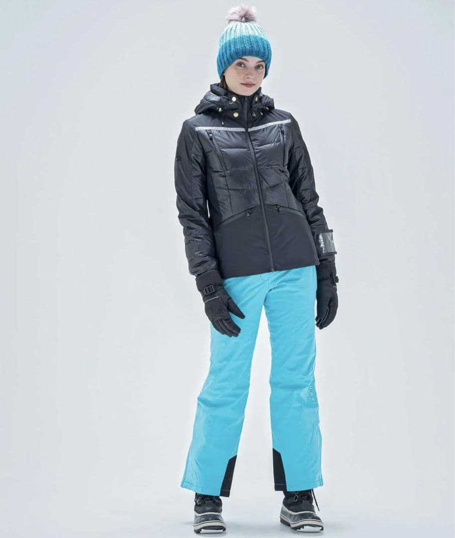 新品 phenix スキーウェア 5D-Moonlight Jacket 黒