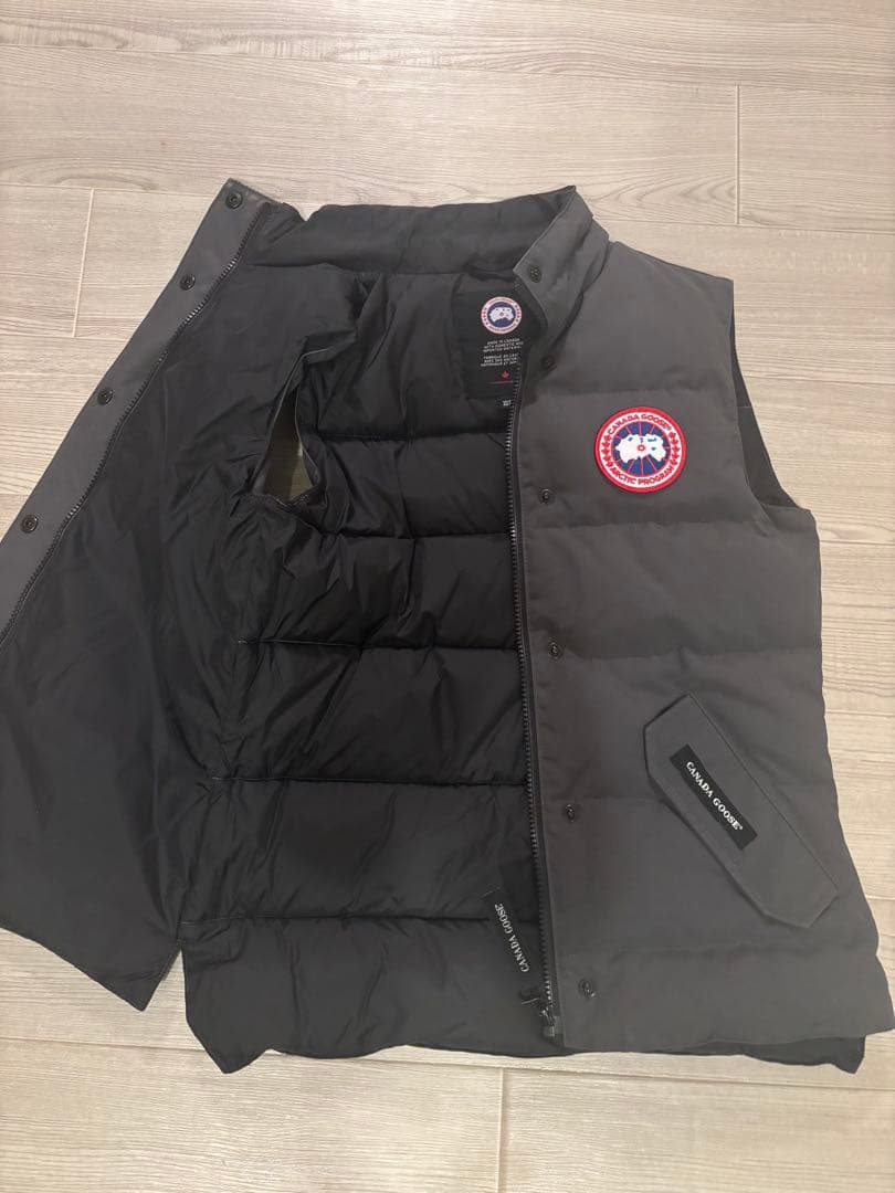   ダウンベスト ブラック