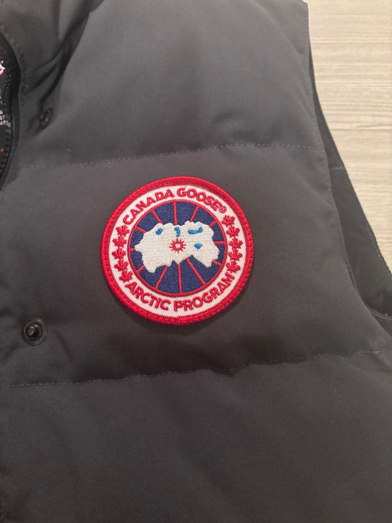   ダウンベスト ブラック