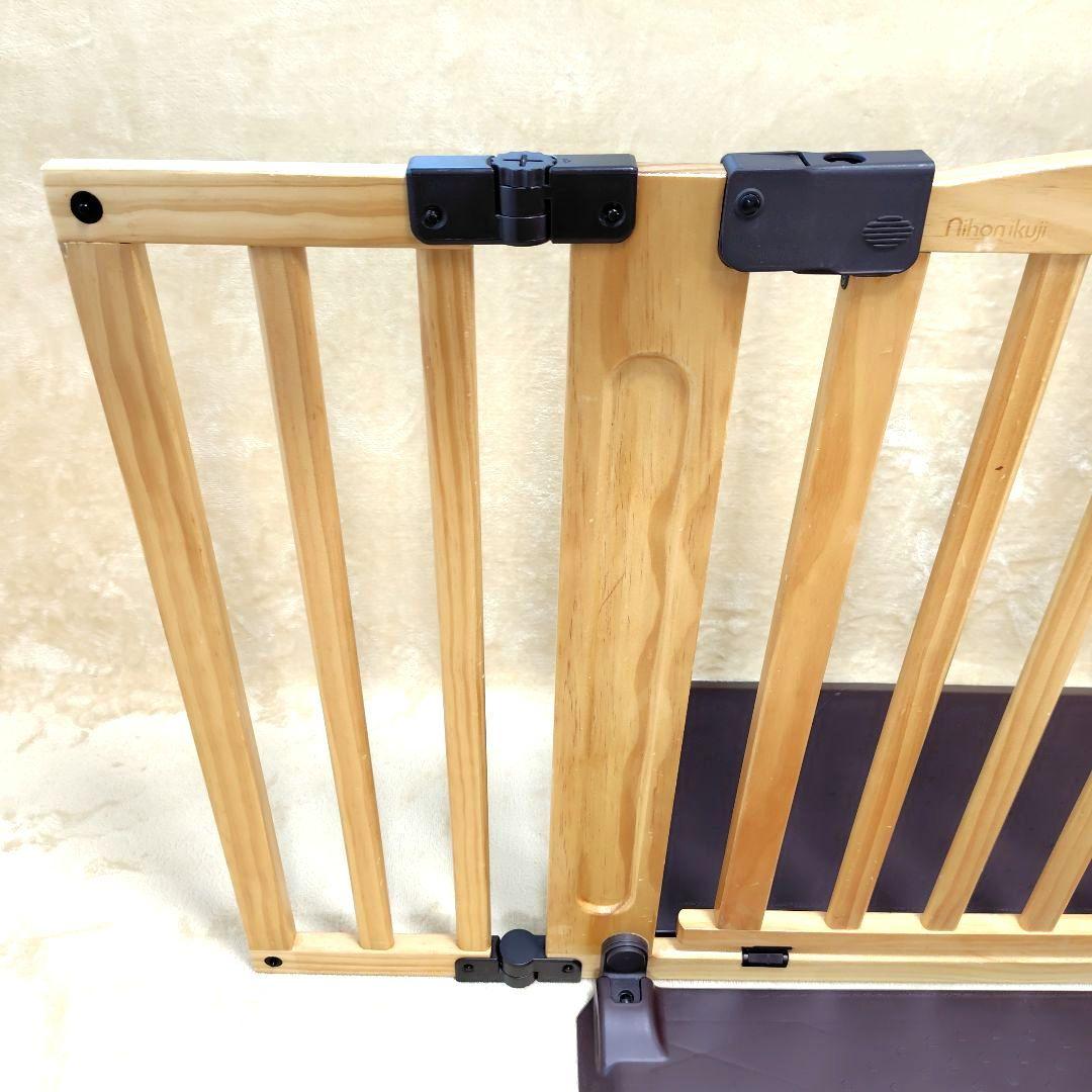 日本育児 ニホンイクジ おくだけドアーズ Мサイズ 木製 ベビーゲート 赤ちゃん