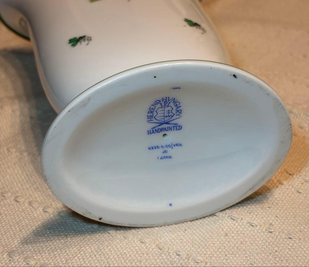 HEREND（ヘレンド） 花瓶 ローズモチーフ