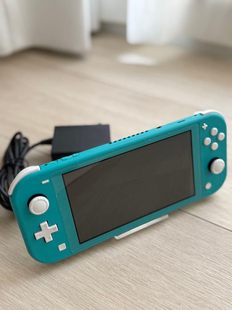 任天堂Nintendo 【美品】Switch Lite ターコイズ 本体 充電器