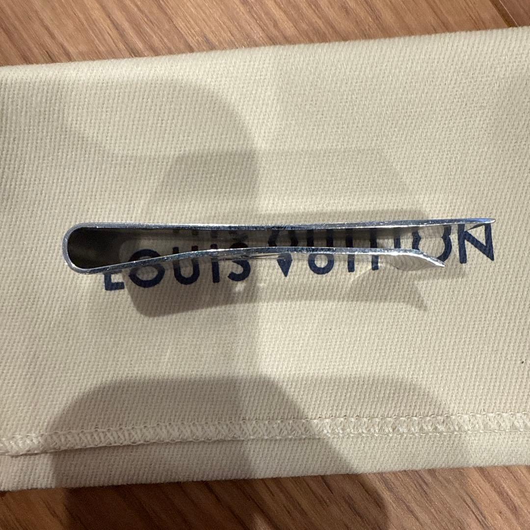 美品 LOUIS VUITTON ルイヴィトン マネークリップ
