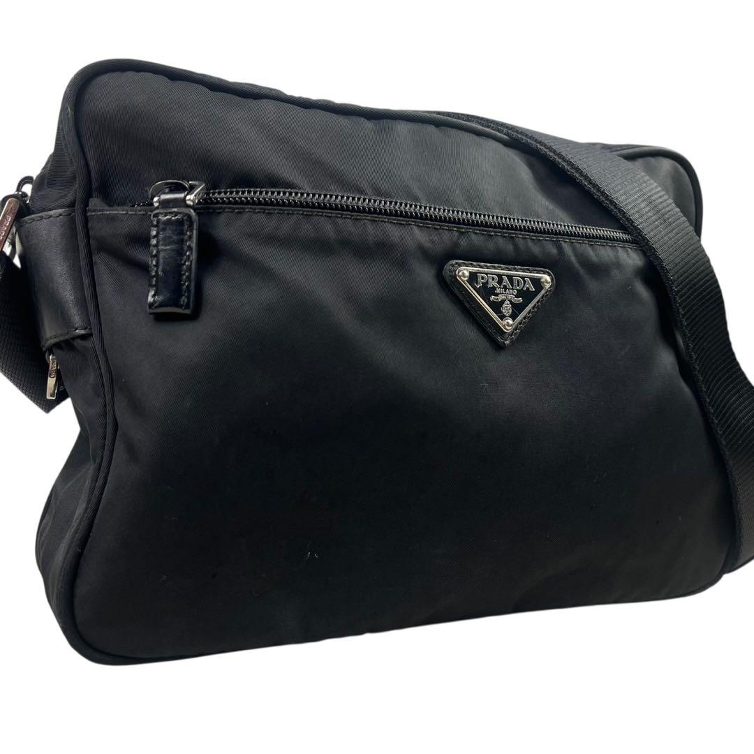 美品✨プラダ ショルダーバッグ カメラバッグ ナイロン レザー 三角ロゴ 黒