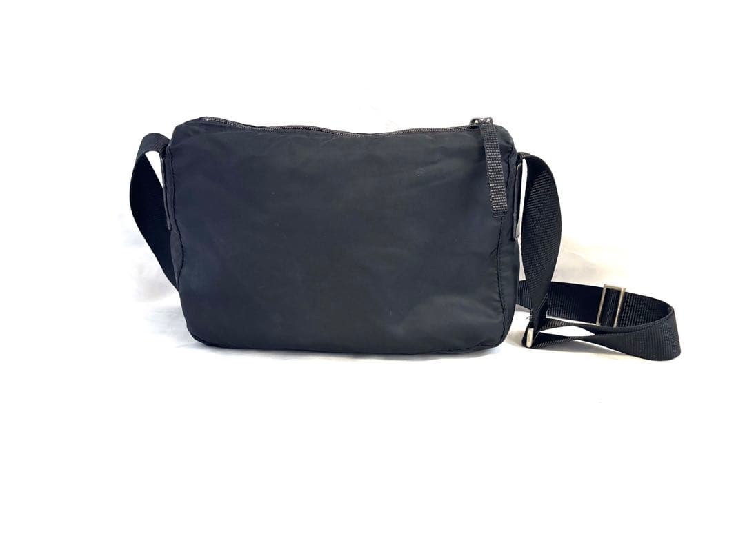 PRADA プラダ ブラック ナイロンショルダーバッグ 三角ロゴ