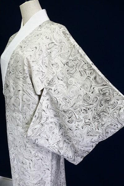 ★専用★未使用品 長襦袢 オフホワイト 身丈126cm 墨流し お洒落 正絹