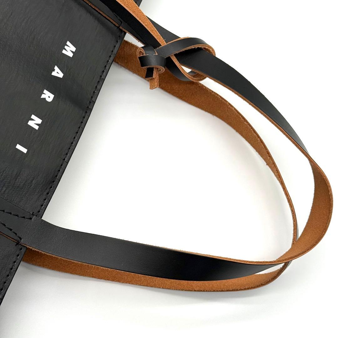 MARNI マルニ 光沢 大容量 トートバッグ トライベッカ 黒 ブラック