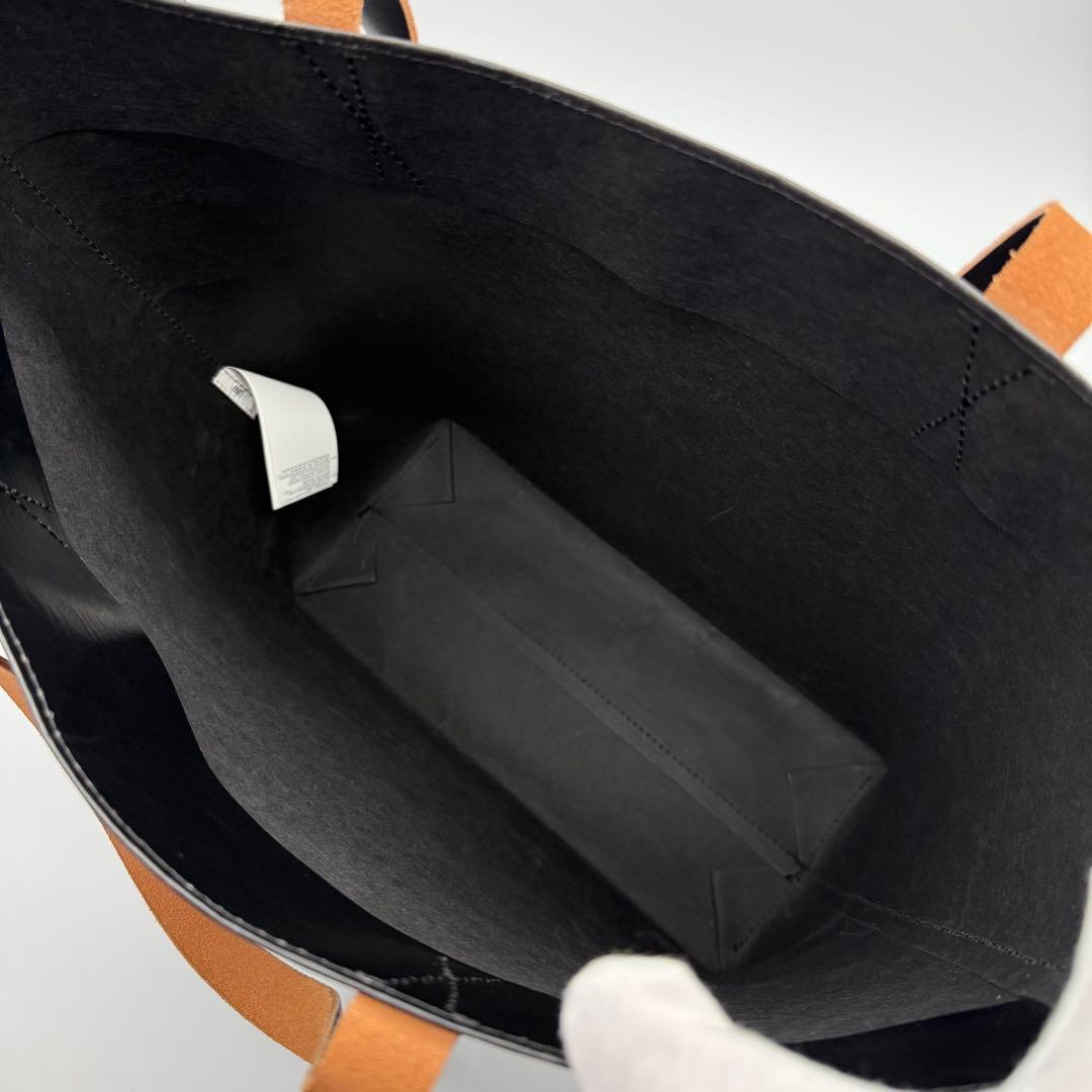 MARNI マルニ 光沢 大容量 トートバッグ トライベッカ 黒 ブラック