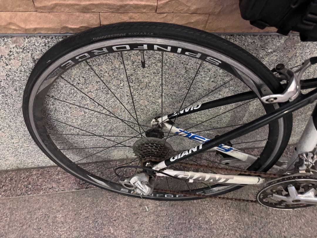 Giant defy3 sサイズ　レストアベースに！