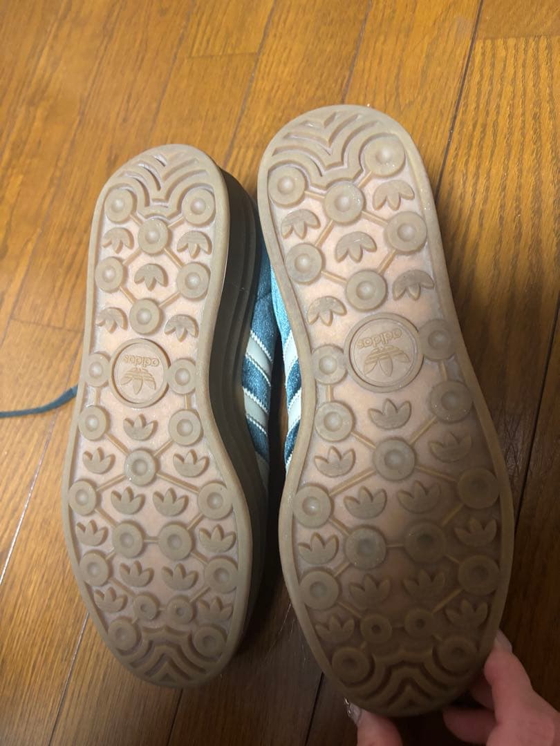 アディダススニーカー　ガゼル ボールド GAZELLE BOLD 厚底　25cm