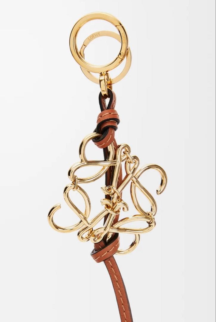 ロエベ　LOEWE アナグラム チャーム（カーフ）