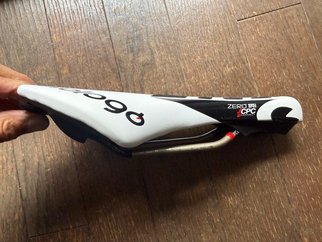 Prologo (プロロゴ) Zero Tri PAS CPC サドル