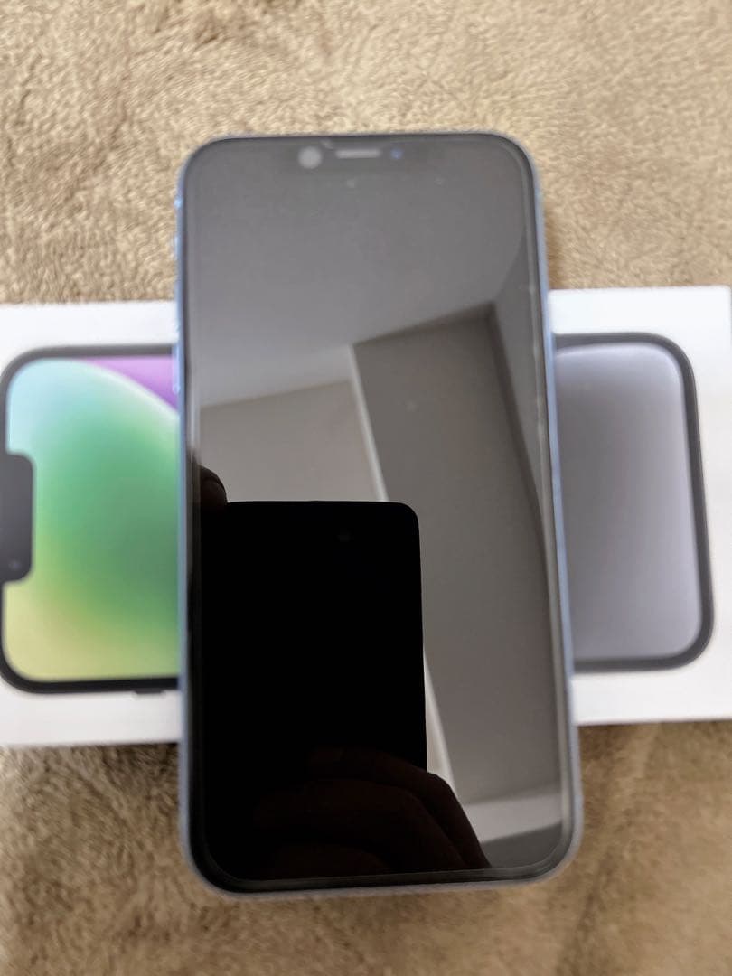 Apple iPhone XR ブルー 本体　64GB