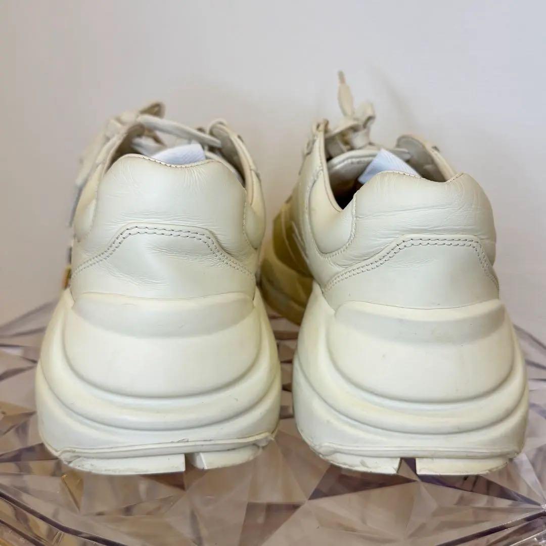 GUCCI スニーカー 女性 ディズニーコラボ 袋付き 替え紐付き クリーム色