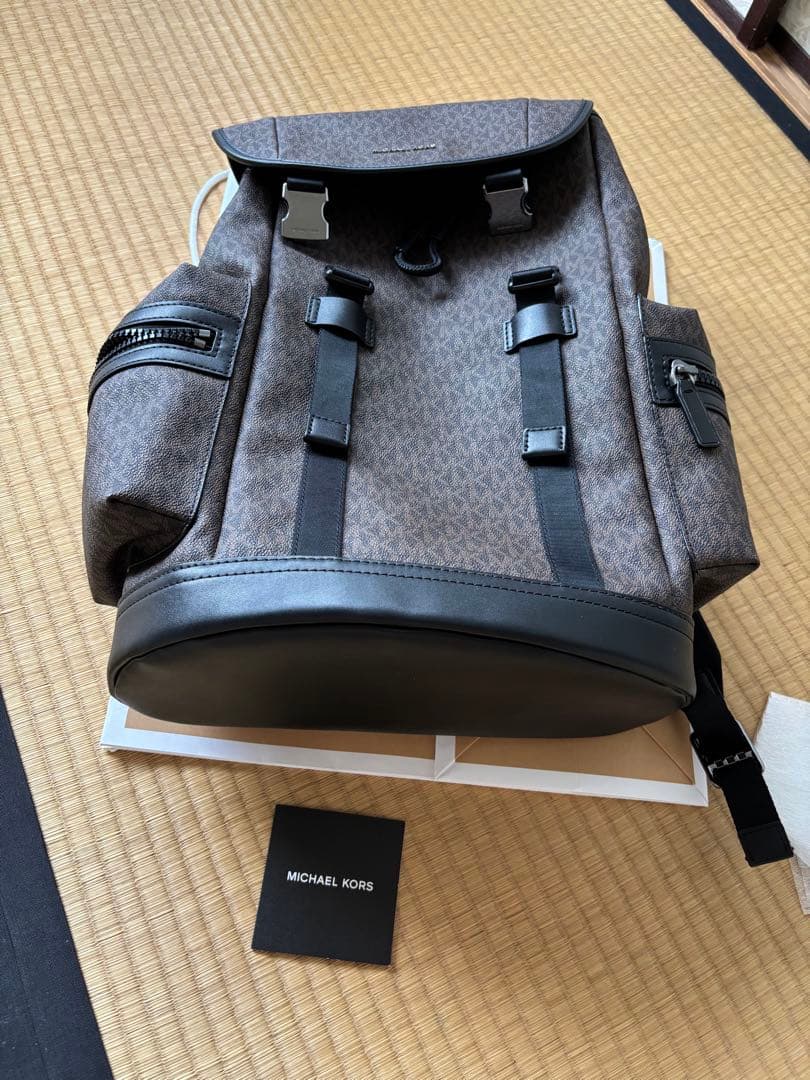 新品未使用MICHAEL KORS リュックにゃんさん專用